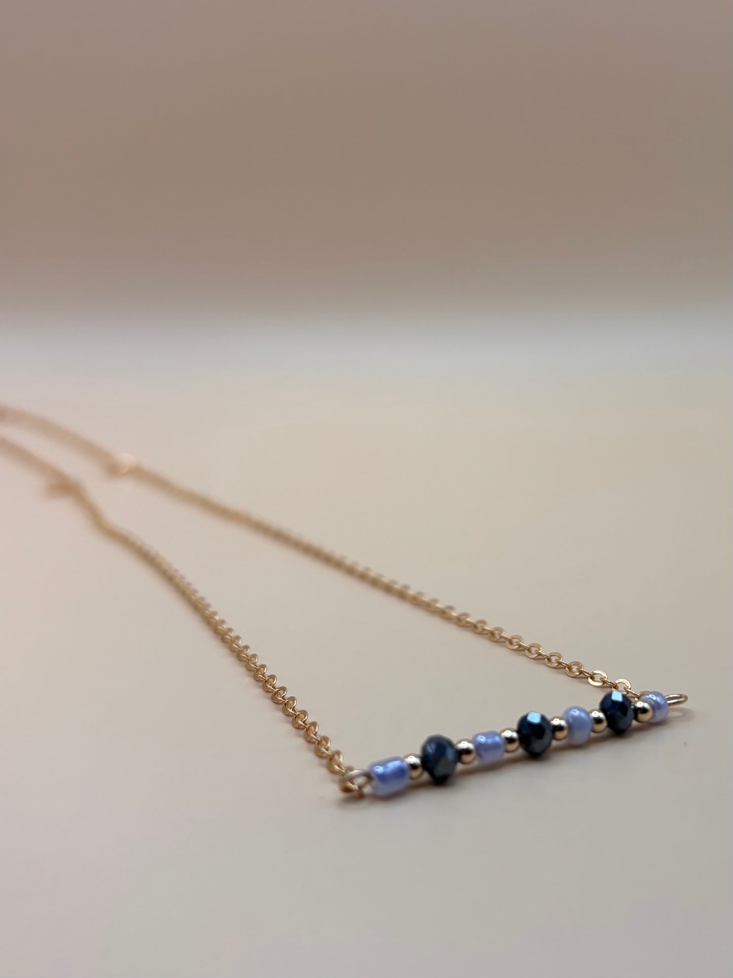 Dusk Bar Necklace